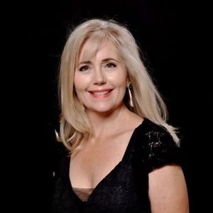 Meet your Posher, Cindy